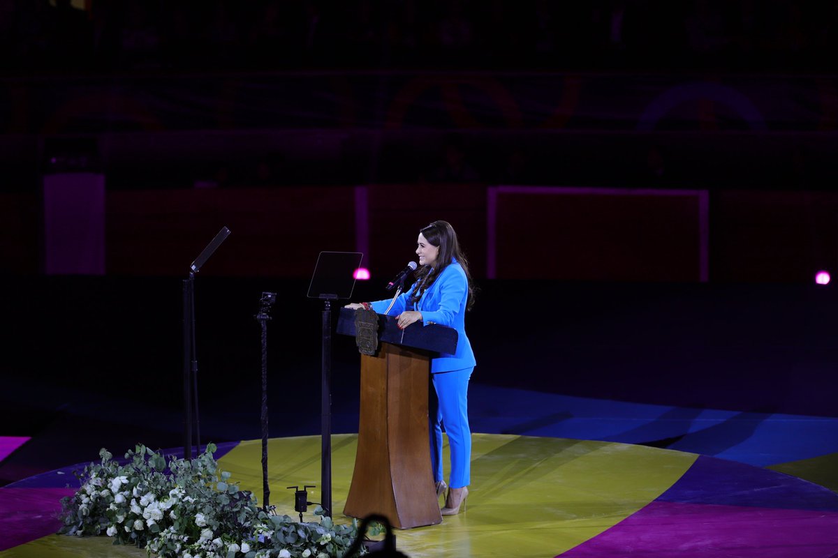 TereJimenezE's tweet photo. Hoy presenté a las y los ciudadanos de Aguascalientes mi Primer Informe de actividades al frente del Gobierno del Estado. Ha sido un primer año de muchos retos y de grandes resultados para nuestro querido Aguascalientes. Muchas gracias a todas y todos los que nos acompañaron esta noche. 

#AguascalientES
#ElGiganteDeMéxico 
#1erInformeDeGobierno
#TereJiménez
