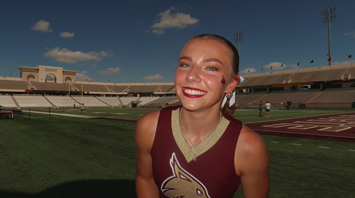 _zoehoward_'s tweet photo. first game as a bobcat! https://t.co/LldX84IYxe