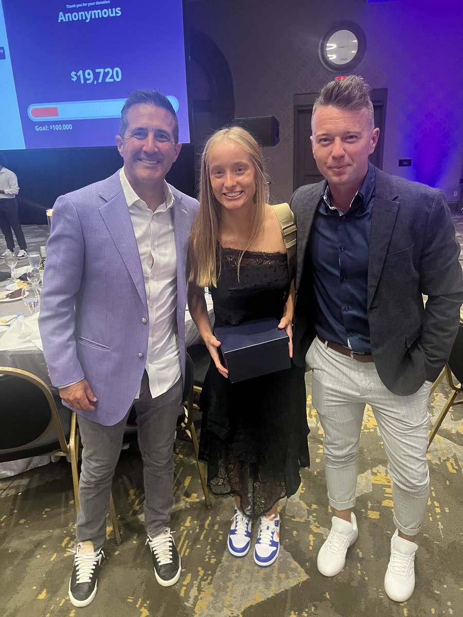 AdisonWelsh27's tweet photo. It was such an amazing honor to be recognized as the PITCH Player of the Year for Racing Louisville Academy at the  @LCRLFoundation Soccer Ball. Thank you to my coaches, @decky5d and Mario Sanchez for the support along the way. @imyouthsoccer @ecnlgirls @racingloufc @loucityfc https://t.co/zKp6oQejLJ