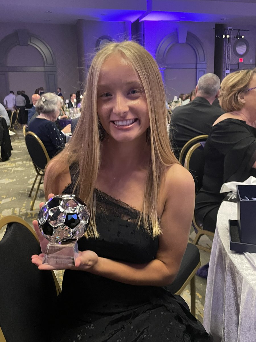 AdisonWelsh27's tweet photo. It was such an amazing honor to be recognized as the PITCH Player of the Year for Racing Louisville Academy at the  @LCRLFoundation Soccer Ball. Thank you to my coaches, @decky5d and Mario Sanchez for the support along the way. @imyouthsoccer @ecnlgirls @racingloufc @loucityfc https://t.co/zKp6oQejLJ