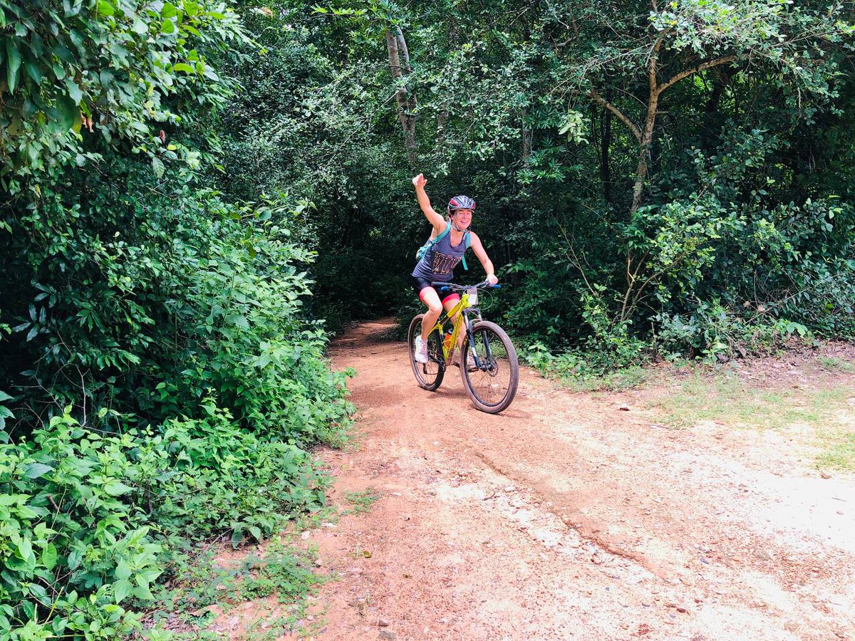 Travel_with_Po's tweet image. Explore Angkor Wat Temple bike Bike Cycling Back Road In The Rain Forest Visit The World Heritage Site By UNESCO
35km Cycling Visit Angkor Wat Temple, Angkor thom, Bayon, Tanei &amp;amp; Ta Prohm Temple ( Tomb Raider Lara Croft ) 
#poleak #localguide #cyclingguide #angkorcycling