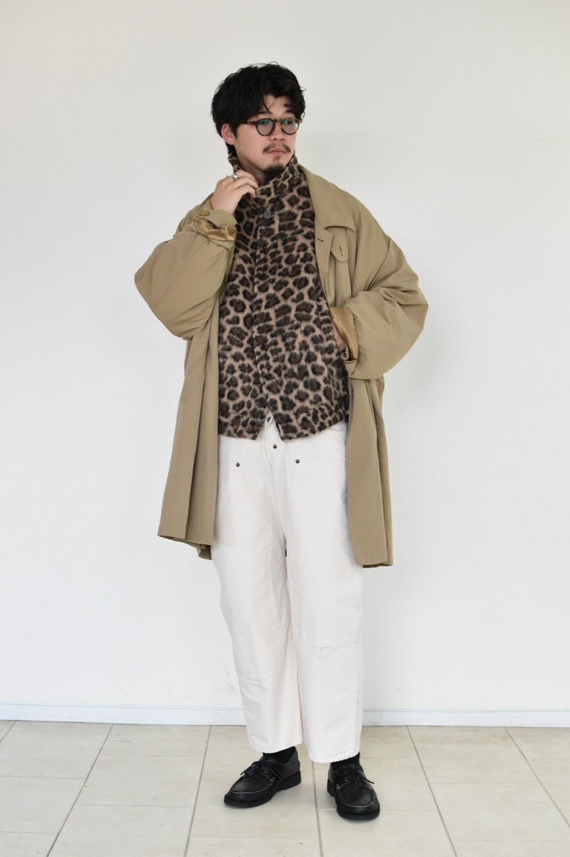 JITB_JBV's tweet photo. Text for J.B. Voice
“Flying Man Jacket”
-
9月30日(土)にText × J.B. Voiceの別注ジャケットを発売します。
-
2019年秋冬シーズンに発売したジャガー柄のFlying Man Jacketを弊社別注として特別に復刻します。

#text #JACKINTHEBOX #JACKINTHENET #名古屋セレクトショップ #メンズファッション https://t.co/iohGCd0zco