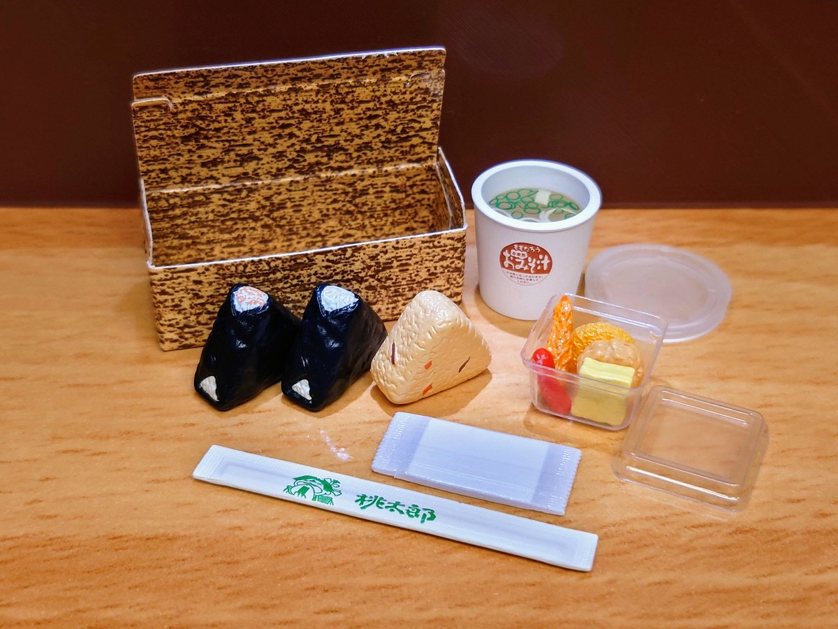 halikuiyin2's tweet photo. 日本全国
FOODCHAIN😋
Eminiature collection
#日本全国フードチェーンミニチュア
#ケンエレ https://t.co/TWZiry5P8J