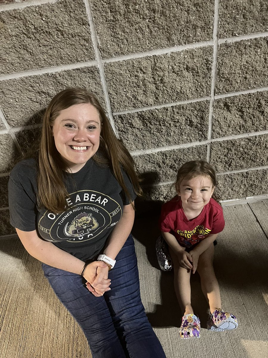 THS_Chorus's tweet photo. So thankful for this Turner community that welcomes my family with open arms. @jess_thinks is the best surrogate Auntie, and my students are so great with them. Thankful to raise my kids with these people! https://t.co/Rp0l1UVK01