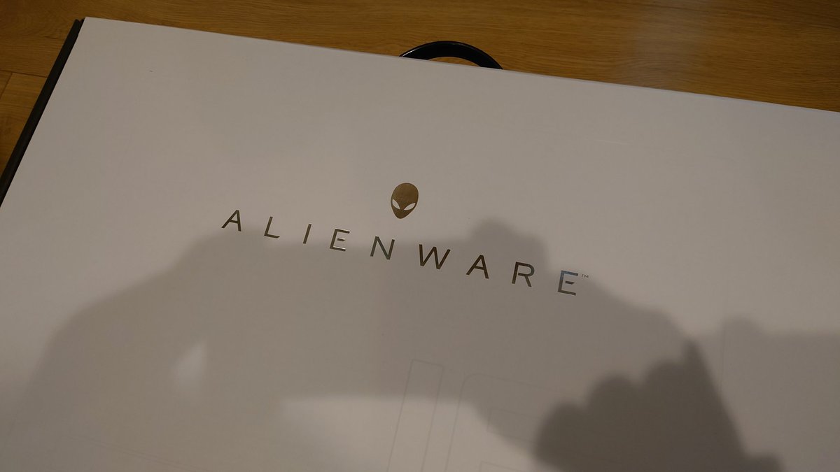 Hideaki_Non's tweet photo. Alienwere M18届きました!早速開封していきます #Alienwere https://t.co/Sa0JDxc8JT