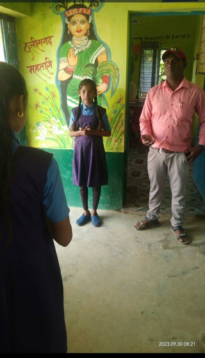 DevaSingroul2's tweet photo. #MeriMatiMeraDesh शासकीय पूर्व माध्यमिक शाला Semarkona, Mungeli ब्लॉक :Mungeli District:- Mungeli में मेरा माटी मेरा देश कार्यक्रम बच्चों के साथ संपन्न किया गया एवं मिट्टी के महत्व को बताया गया l https://t.co/ctZRXqaR0C