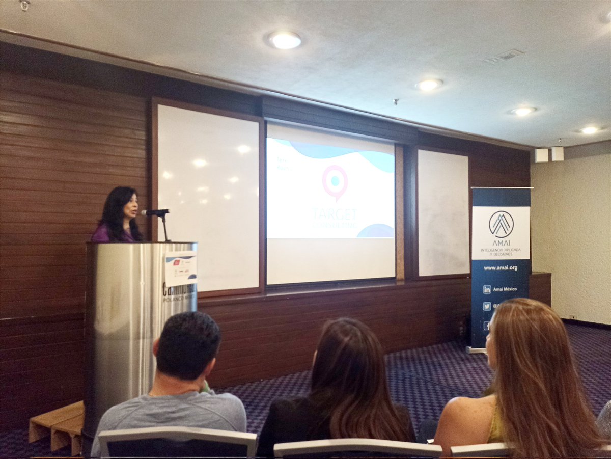 targetconsult_'s tweet photo. En la ceremonia de premiación del #RGT23AMAI nuestra directora @TereRocha4 agradeció el compromiso y entusiasmo de organizadores, patrocinadores y jóvenes participantes, para que está primera edición del concurso en México fuera un éxito 🥇🥈🥉
#VinculaciónAcadémicaAMAI https://t.co/6eRM5lHCkm