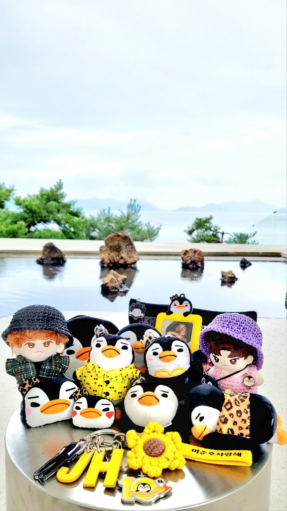 powerful0125's tweet photo. ๋ ํธ๋ฅด๊ฒ ์ด๋ผ ํ๋ค
์ํ์ ์ ๋ฐ๋ผ๋ณด๋ฉฐ
๋ด ๊ตฝ์ ๋ง์์ ๊ณง๊ฒ
ํฐ ๋ชจ๋๋ฅผ ๋ฐ์ผ๋ฉฐ
๋ด ๊ตณ์ ๋ง์์ ๋ถ๋๋ฝ๊ฒ
๋ฐ์๋ฅผ ๋ฐ๋ผ๋ณด๋ฉฐ
๋ด ์ฝํ ๋ง์์ ๋ ๋ ํ๊ฒ
๊ทธ๋ฆฌ๊ณ
ํ๋์ฒ๋ผ ์ถ๋ ์ด๋ ๋ง์
๊ฐ๋งค๊ธฐ์ฒ๋ผ ์ถค์ถ๋ ๋ง์
๋ ๊ธฐ์๊ฒ ์ด๋ผ ํ๋ค
๋ฐ๋ค์ผ๊ธฐ/์ดํด์ธ
๐๐ง
#์ด์คํธ
#LEENUNHO
#๋ค๋ฅดํ21์นดํ https://t.co/JtE0BAh0vX