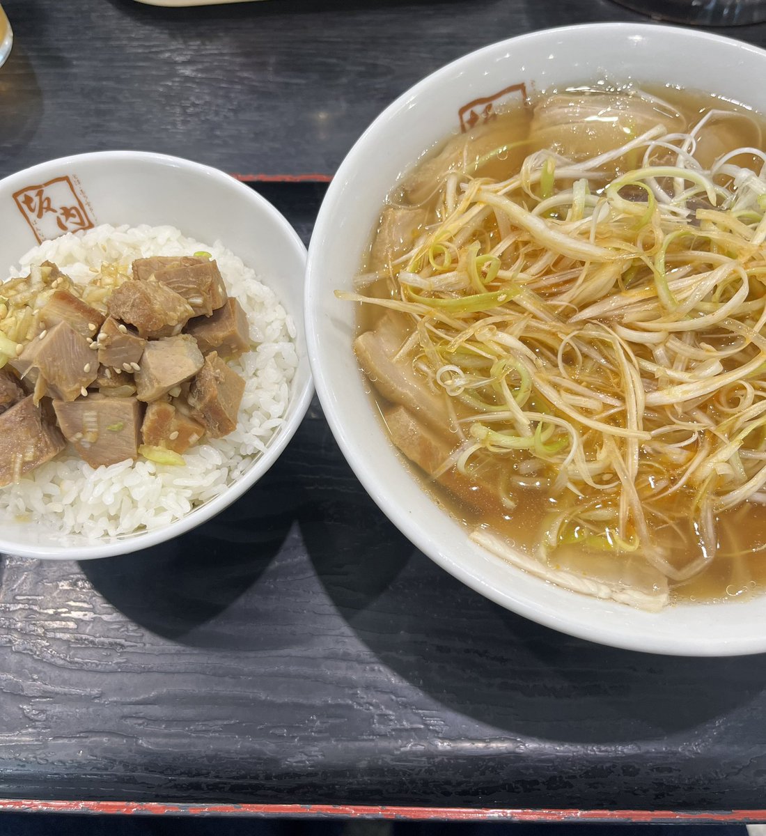 buri_1213's tweet photo. ダイエット1日目
チャーシュー麺とご飯。

チャーシュー麺は、うつ予防やコロナウイルス、パパ活女子に効果的です

#ダイエット
#コロナウイルス
#うつ病
#パパ活 https://t.co/QdwW1VErQY