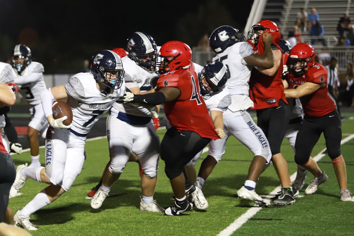 If you're going to have a strong running game, you need the big guys up front to move people around!

Great work from the Clover offensive line tonight.

#BlueEagleNation