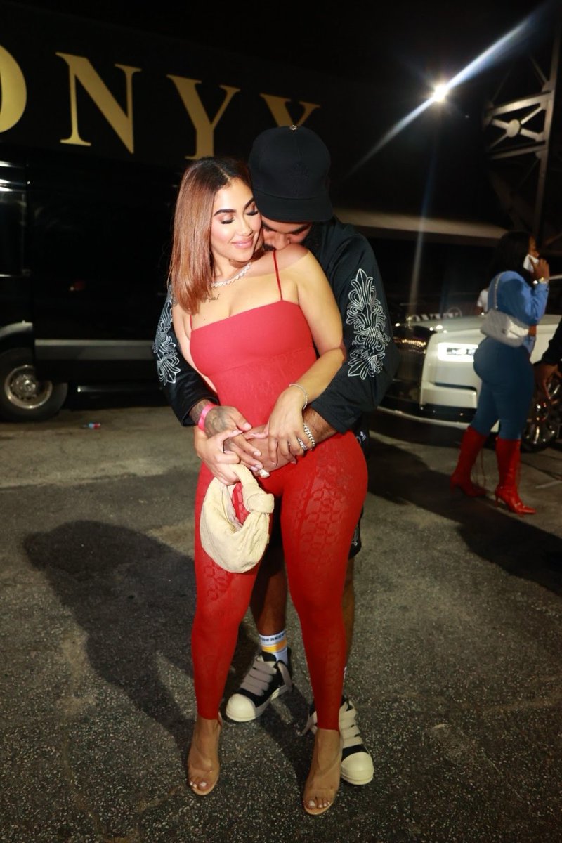 Queen Naija tweet media