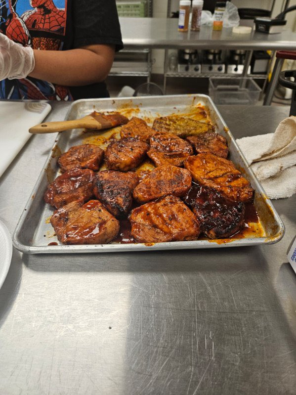 Showcasing our Culinary BBQ team of students!!!! Omggggg…the bbq smell all over school!!!!! 😊We appreciate all that you do for our scholars @Chef_Tapia_MHS! Thank you for choosing MHS!