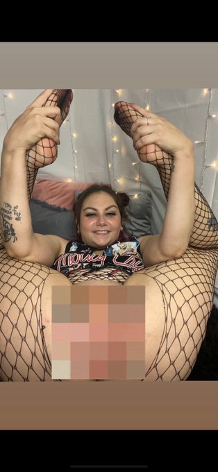 Uncensored version is available elsewhere 👀  DM Mme to find out how to see it without subscribing https://t<a href="/tag/mvsales"class="tags"><span>#mvsales</span></a>