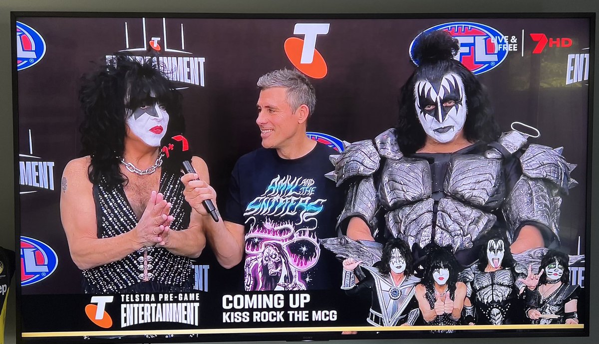 The mic was shaking, but you’ve just ticked all the boxes there <a href="/mattricho0/">Matthew Richardson</a> <a href="/kiss/">KISS</a>