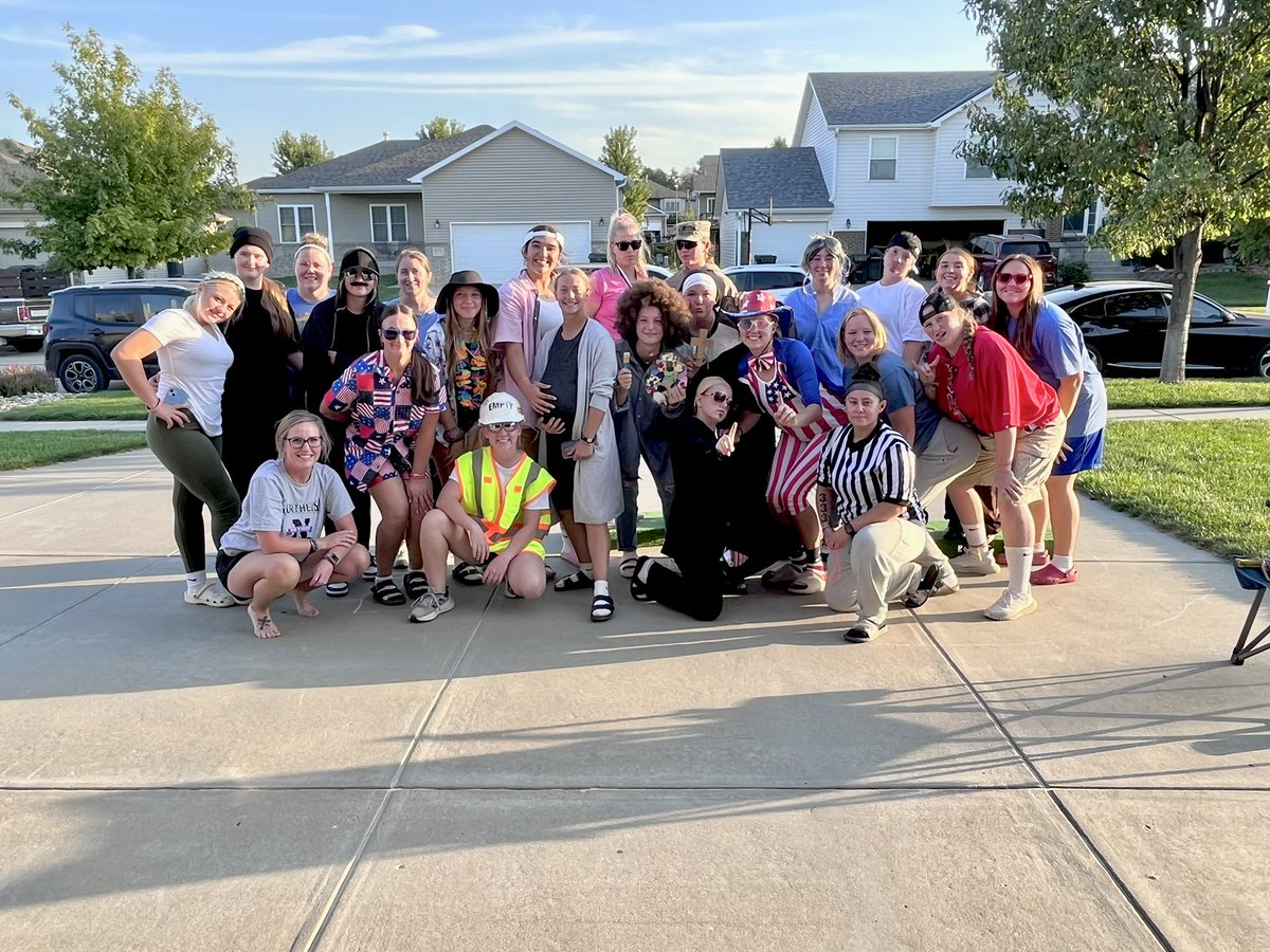 Lincoln Northeast Softball tweet media