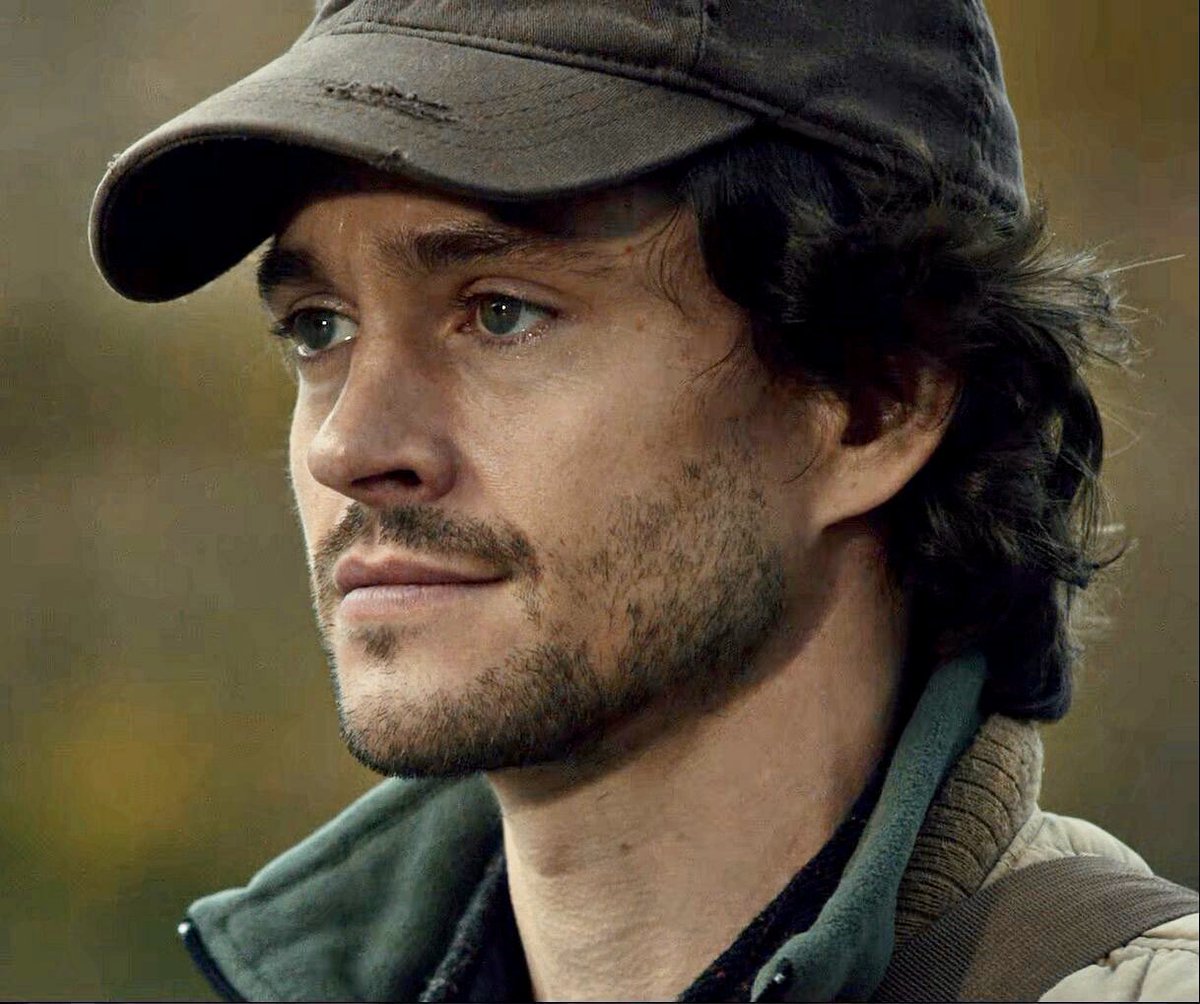 TinyPurpleGhost's tweet photo. #Rusticdogs 🍂🐶
Chapter four of Sanctuary is up on AO3! Will meets Lucas’s friends and Marcus at the lake and our boys share a cute moment. Enjoy the fluff while it lasts 🫶🏻
#Hannigram #HEU
Link & tiny excerpt below 👇🏻 https://t.co/rx1hrqIo1U