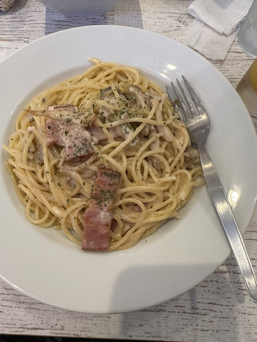 tyOMvyJraM2TiuF's tweet photo. バブガのチェキ会前に
教えてもらったイタリアン
Dilettoさんでランチ🍽
#Diletto
#イタリアン
#バブルバビデガム
#チェキ会 https://t.co/i8tVINpfeJ