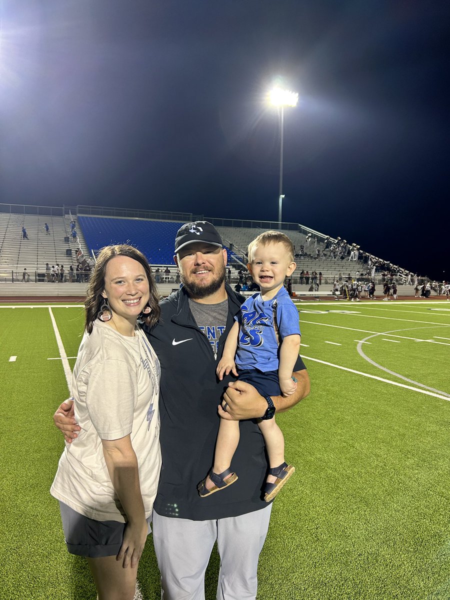 Coach Jacob Alford (@jacobalford50) on Twitter photo Proud of my dudes! Ran the ball for a lot of yards tonight and several rushing TDs! Most importantly - <a href="/Lindale_FB/">Lindale Football</a> moves to 2-0 in district play! Big time 40-7 homecoming win over Athens! #ALLIN #compEAT Proud of my dudes! Ran the ball for a lot of yards tonight and several rushing TDs! Most importantly - <a href="/Lindale_FB/">Lindale Football</a> moves to 2-0 in district play! Big time 40-7 homecoming win over Athens! #ALLIN #compEAT