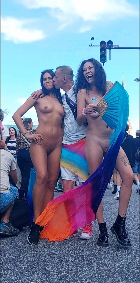 LarsHartExhib 🏳️‍🌈 tweet media