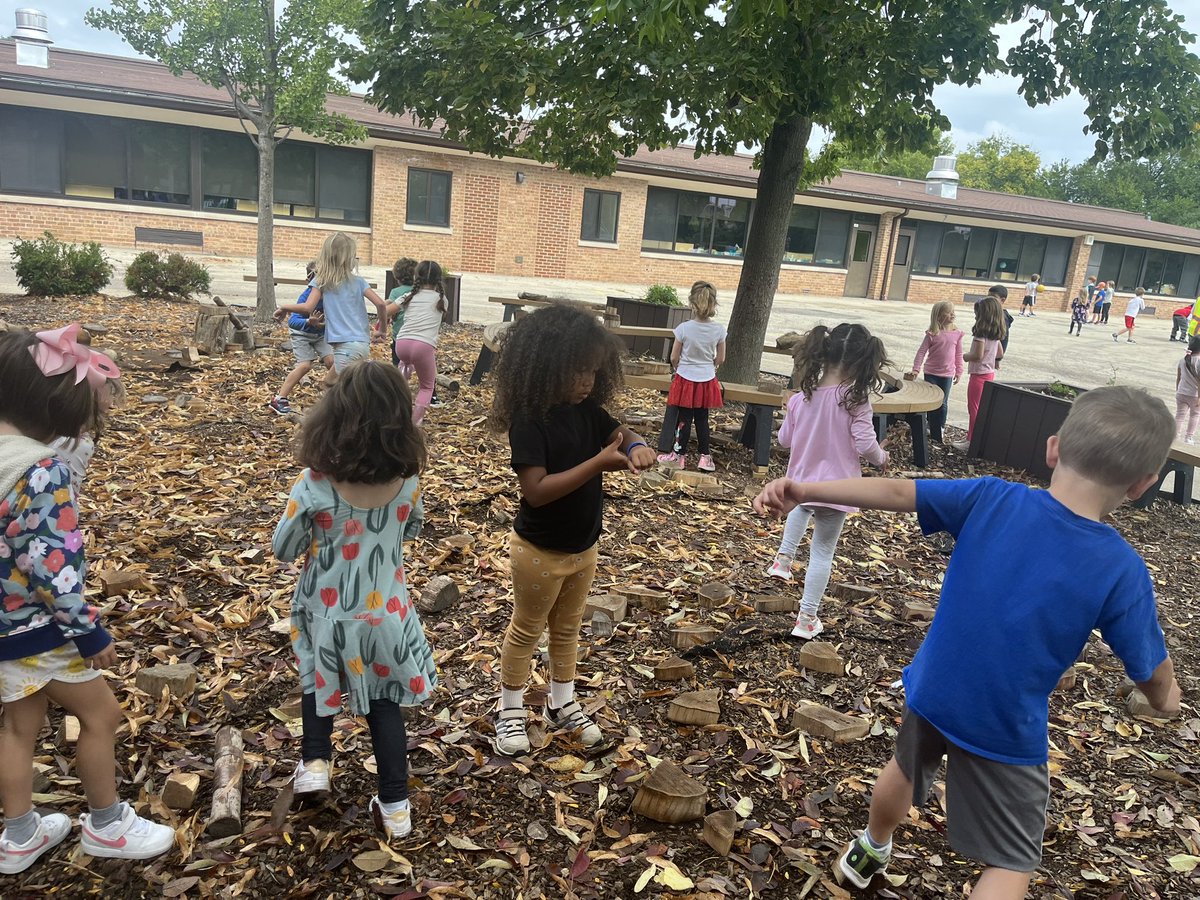 Lyon School tweet media