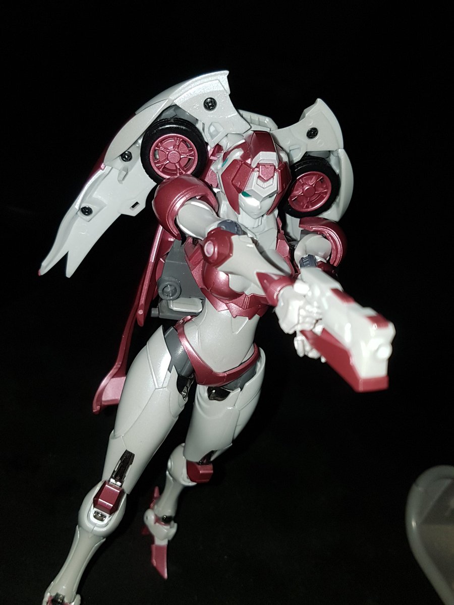 TheLocalBard's tweet photo. I took this pictures of Nicee, so look at them I guess.
#EX01Nicee #Nicee #Pink #RobotGirls #ToyPhotography @Phoenix_BFB https://t.co/0biqthN1yw