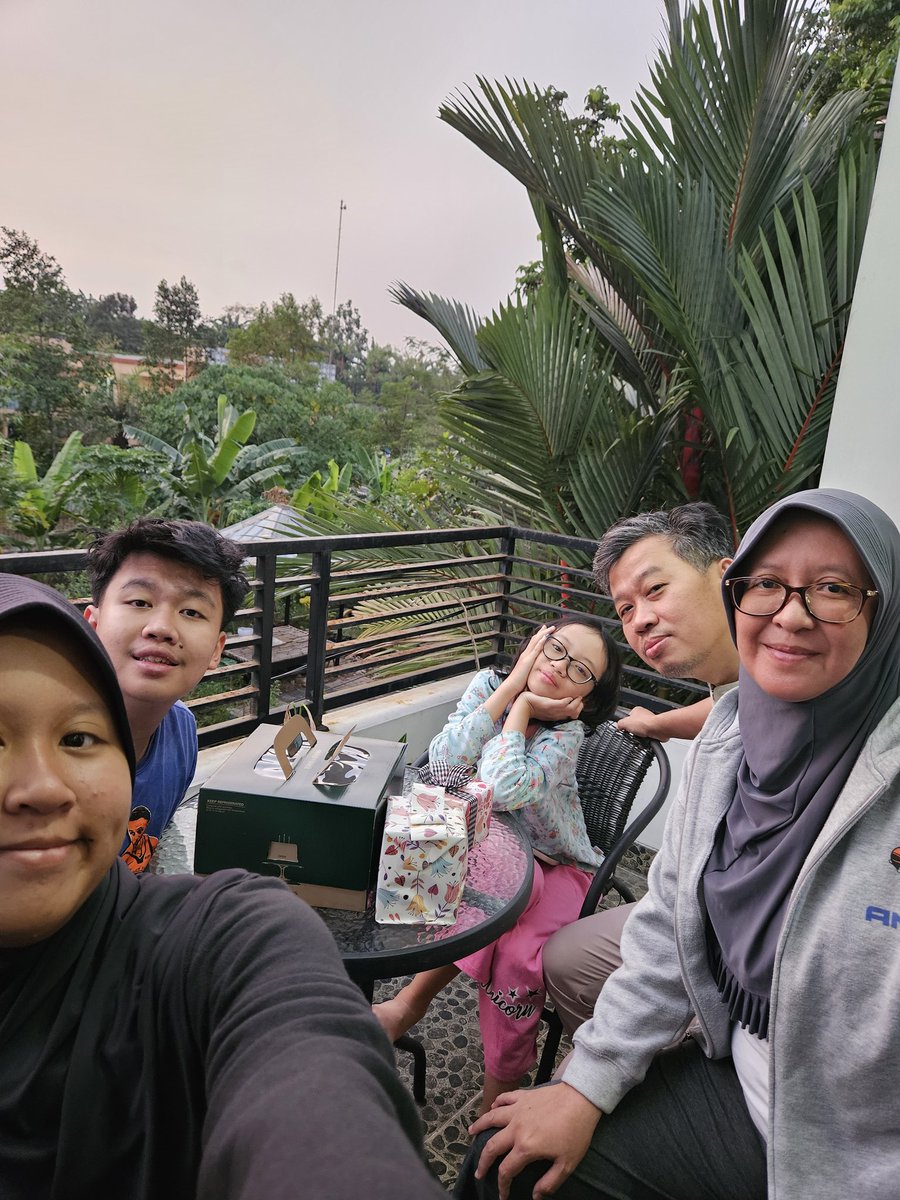 ima halimah tweet media