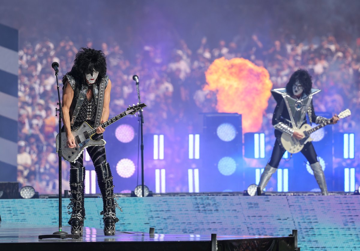 CODE AFL tweet media