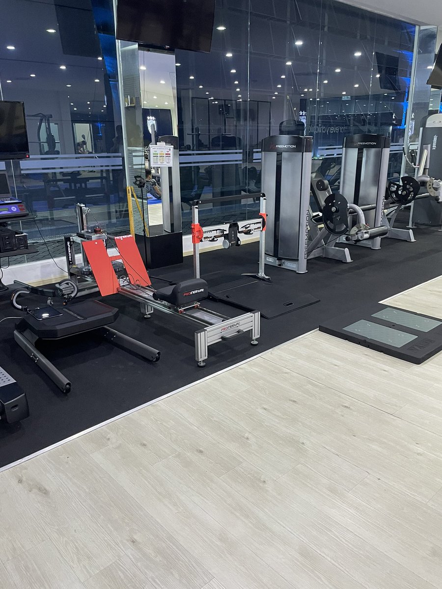 acea_ngel's tweet photo. All Performance Department is happy to have implemented and developed a methodology based of monitoring of strenght / power / Force Velocity based training sessions , profiling injury risk,  monitoring fatigue and the use of flywheel / isoinertial devices. 

Proud to work with some of the best companies as @VALDPerformance  (@forcedecks , @the_NordBord @The_ForceFrame @TimingSystem ), @OutputSports @boscosystem and @proinertial 

Let’s go JDT 🔴🔵 
Taking care details , enhancing performance , achieving results.
