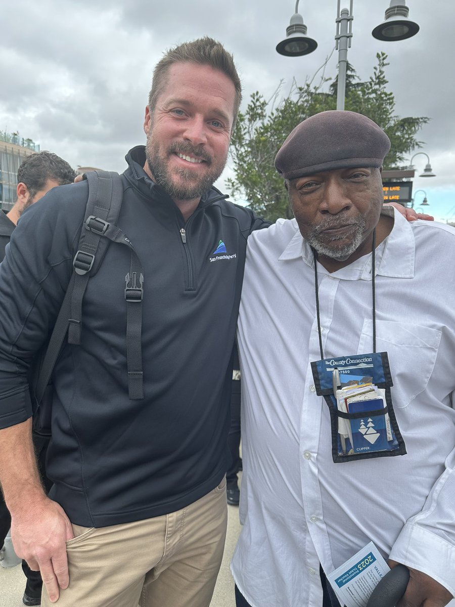 seamusmurphy's tweet image. Great to see so many riders at the #transitmonth Ride Along event. Shout out to Glen, who sometimes spends a whole day on the ferry just like @peterhartlaub. He says it’s like a mini vacation and I couldn’t agree more.