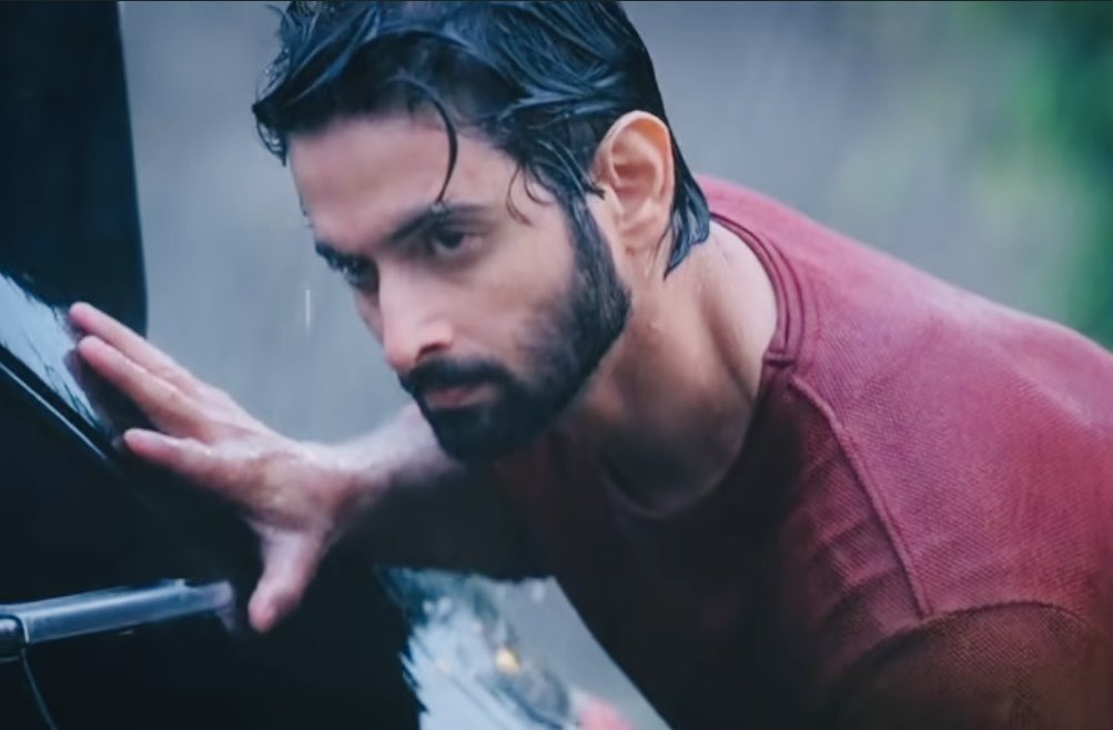 nammu_tweetng's tweet photo. Sarkar shifts from innocent admirer  to psycho lover in a blink is hell scary 
Iska mood ka kuch bharosa nahi😭
#MuditNayar you are one hell of a performer man 👏👏👏👏🤌
#KehDoonTumhein https://t.co/AMP6NGFFDP