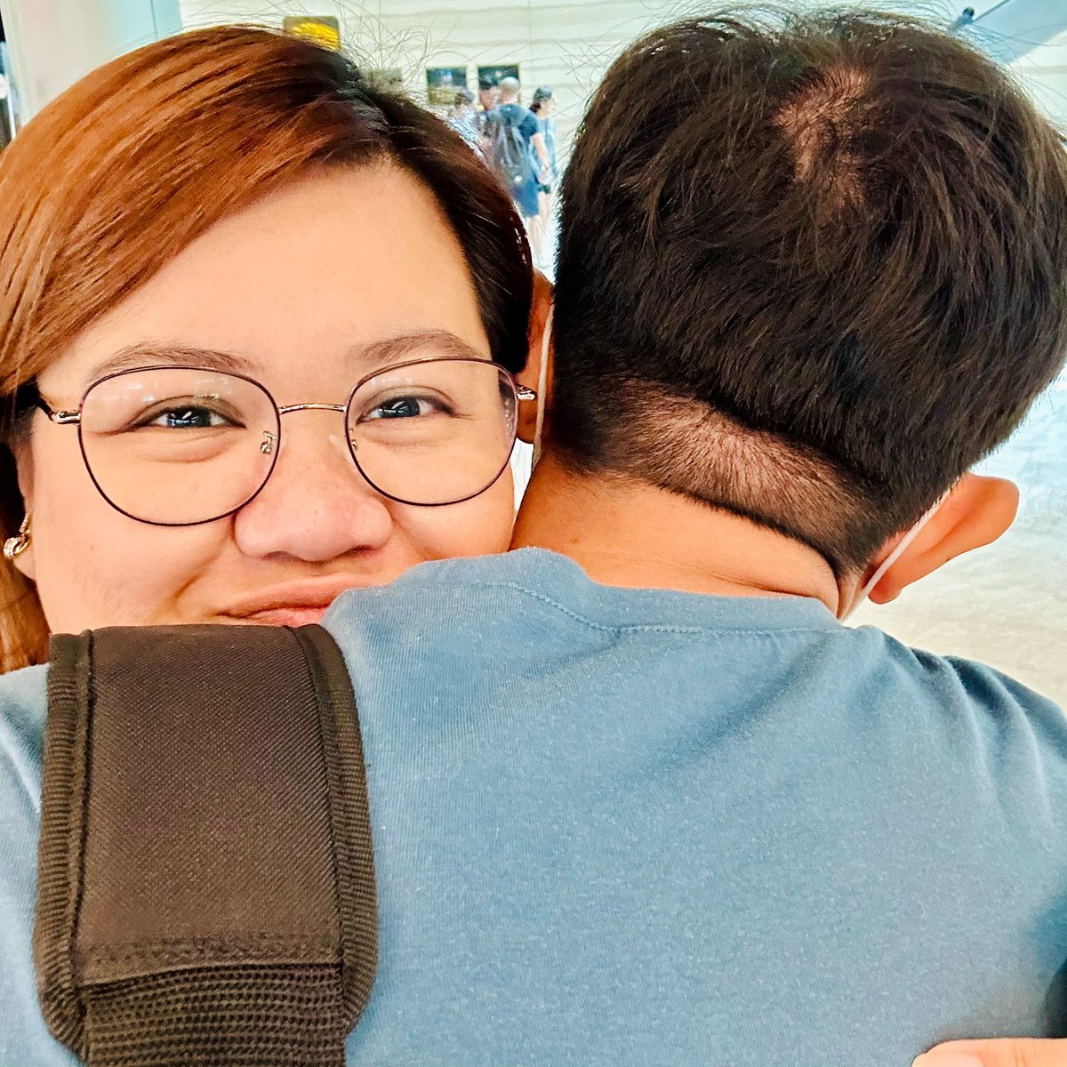 ricuhjoy's tweet photo. “May mga lugar na pangmatagalan. May mga lugar na dinadaanan lang. Parang Singapore.

Tulad din ng tao..

May mga dumadaan lang. Meron ding pangmatagalan na babaguhin ka habambuhay. Ikaw yun, ❤️... Salamat.”

– Rica Joy
#hellolovegoodbye https://t.co/sLwRfopMnv