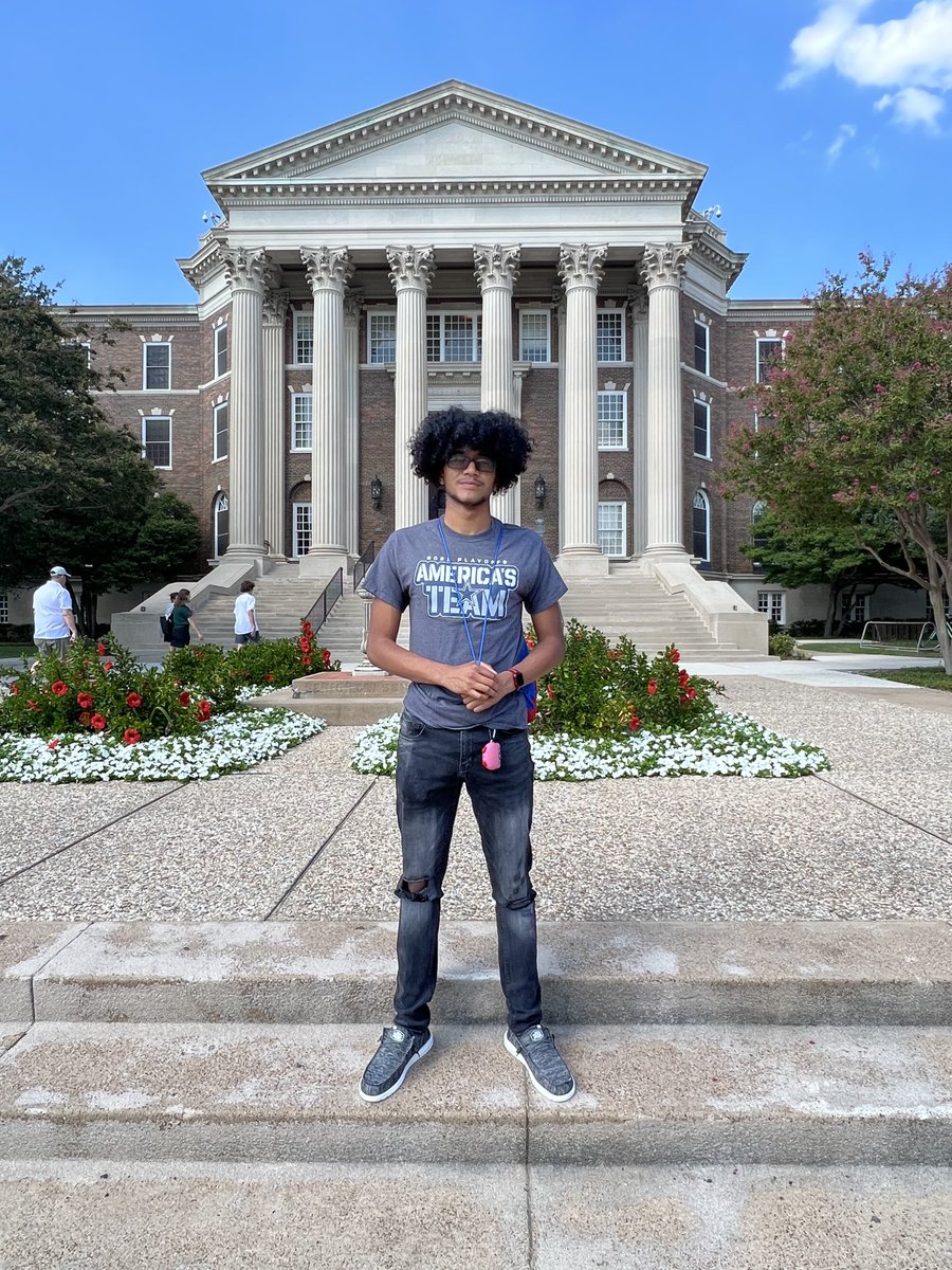 Campus tour at UNT Denton yesterday and SMU today. c/o 2025 #aerospaceengineering