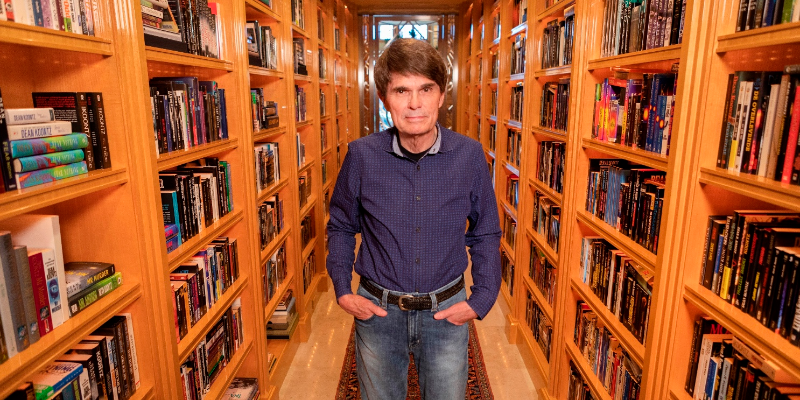 BookChat_'s tweet photo. Dean Koontz on Staying Engaged and Staying Off The Internet #Features #LitHubRadio https://t.co/EHTOnREFPQ https://t.co/YeSp7hj9KB
