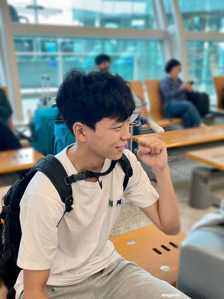 dongh455's tweet photo. 230930 상하이트로피 출국

아자아자🍀

#쇼트트랙 #이동현 https://t.co/VRiaWSVx0Q