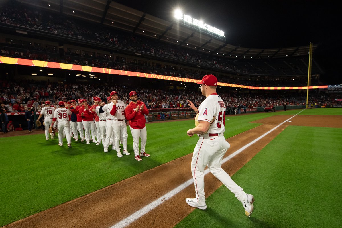 Los Angeles Angels tweet media