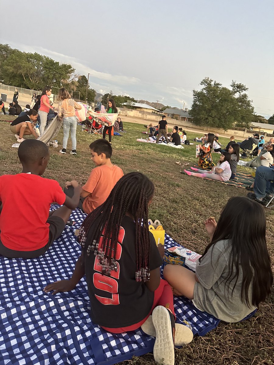 Apache Elementary School ABQ tweet media