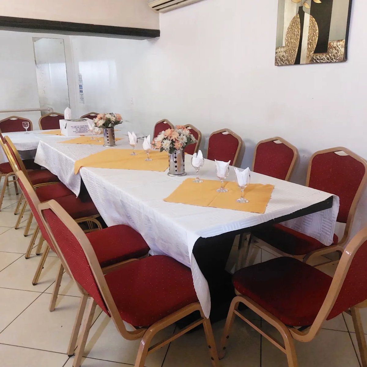 bizzcafe_ug's tweet photo. For all your birthday parties, corporate meetings, wedding meetings and other gatherings, we're ready to host you and offer an executive classy atmosphere to you and your guests.🥂

#babyshower #meeting #bridalshower #coporateevents #birthdayvenue #venue #bizzcafe https://t.co/tr25yRuXns
