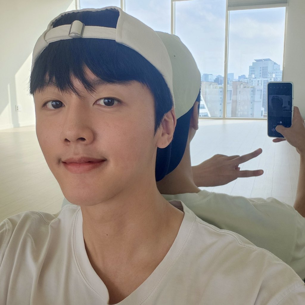 맛있는 저녁 먹어요 판타지❤️
#SF9 #YOUNGBIN