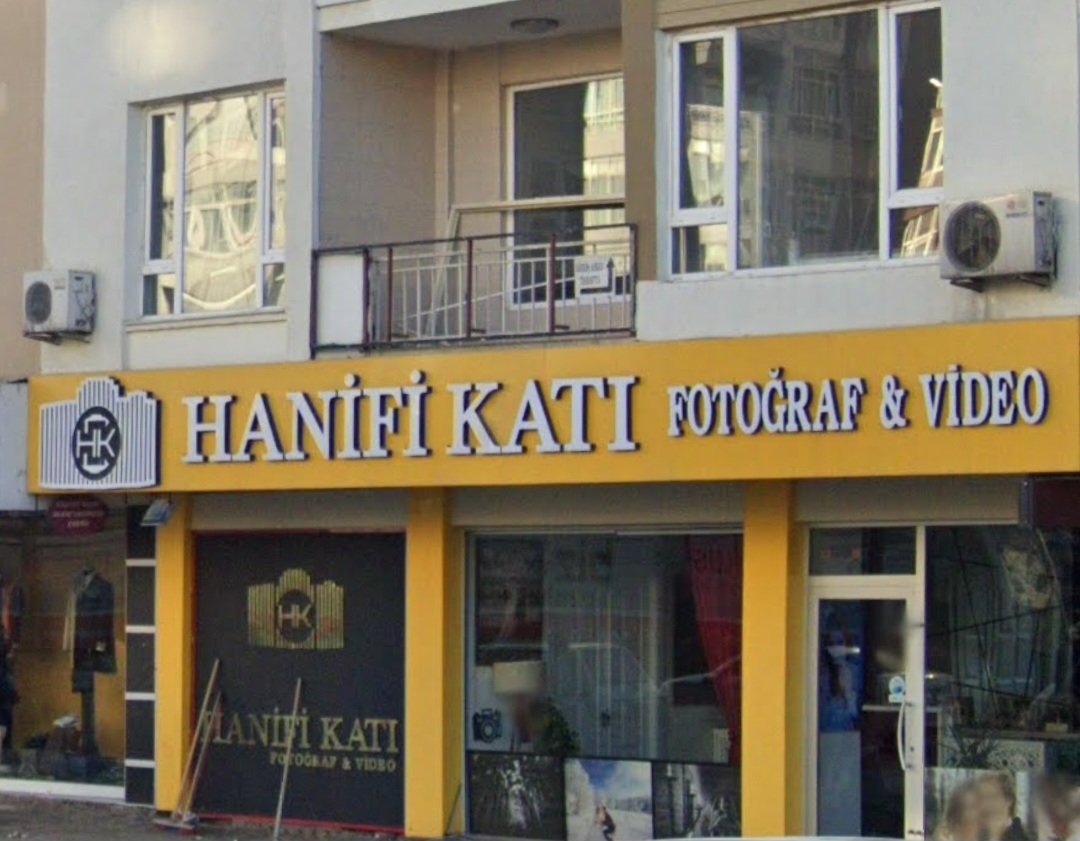 Sünni daha katı gibi