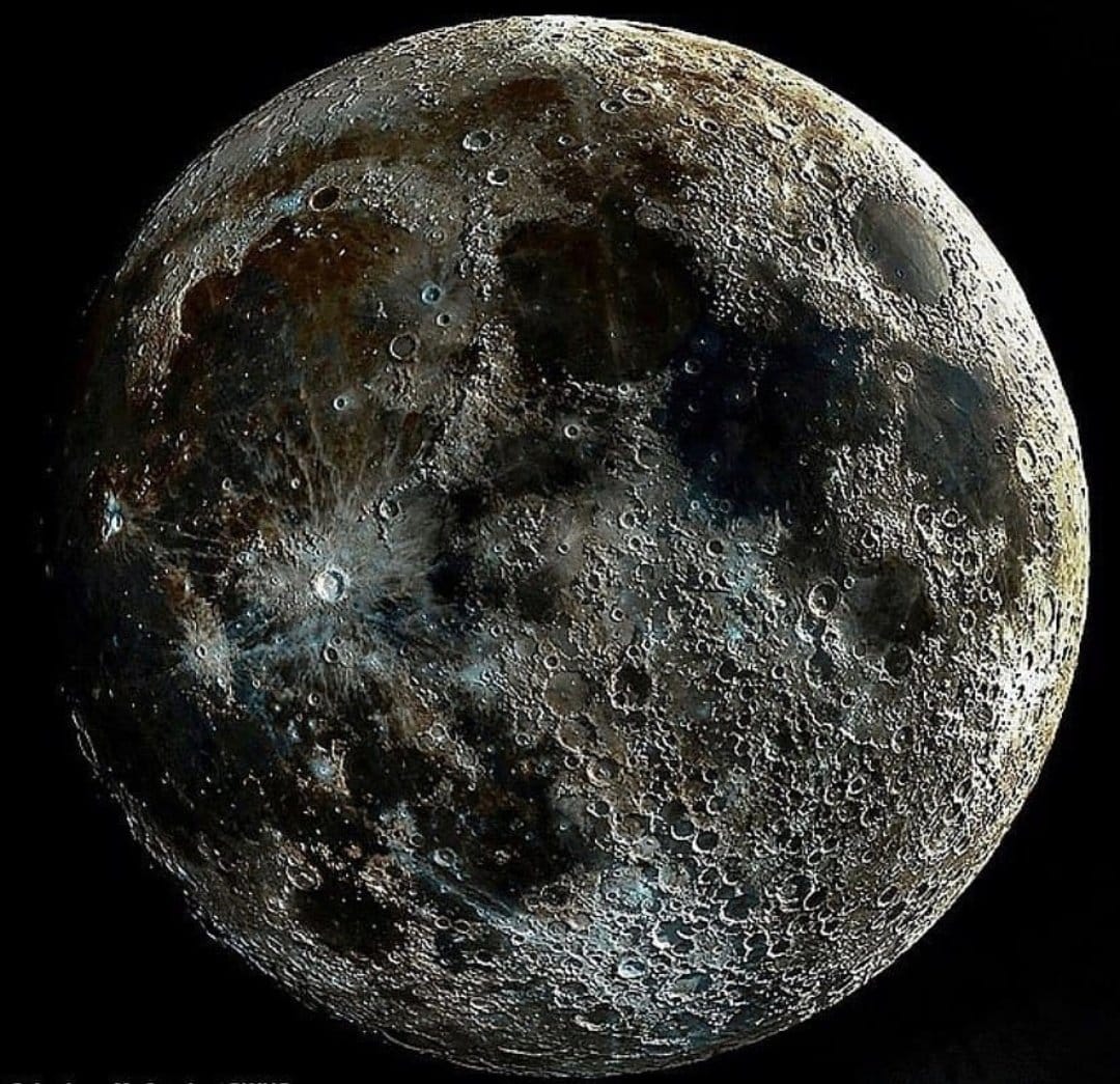 keyfipyIasimIar's tweet photo. 🌑 4,5 milyar yaşındaki Ay'ın, şimdiye kadar gördüğümüz en net görüntülerinden biri. https://t.co/rIRYeafoA3