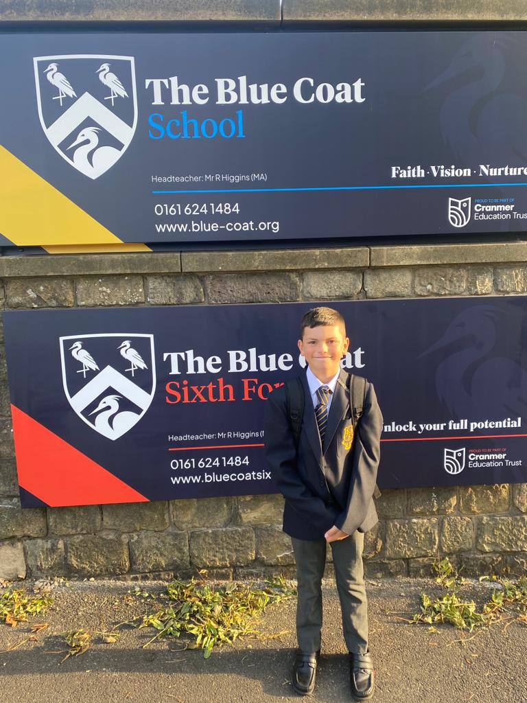 Shaun’s giving up his Saturday to help out at high school open day today. @BCOldham #Year7 #proudtobeblue