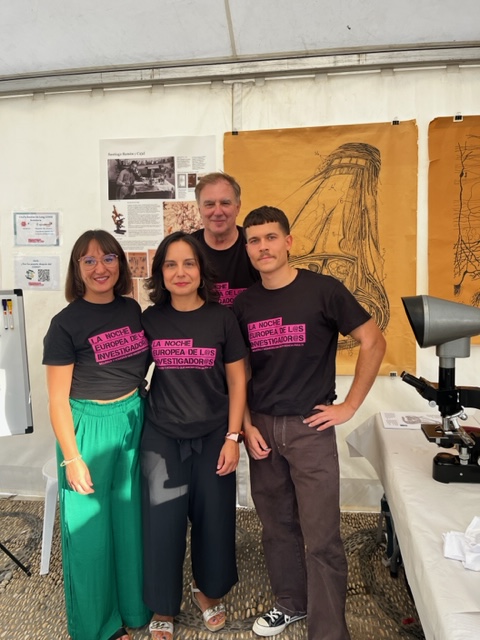 AMunozManchado's tweet image. 🔬 Had an incredible time at Researchers' Night yesterday! Exploring the world of Ramón y Cajal, the realm of microscopes, and so much more. 🌟 #ScienceIsAwesome #ResearchNights"