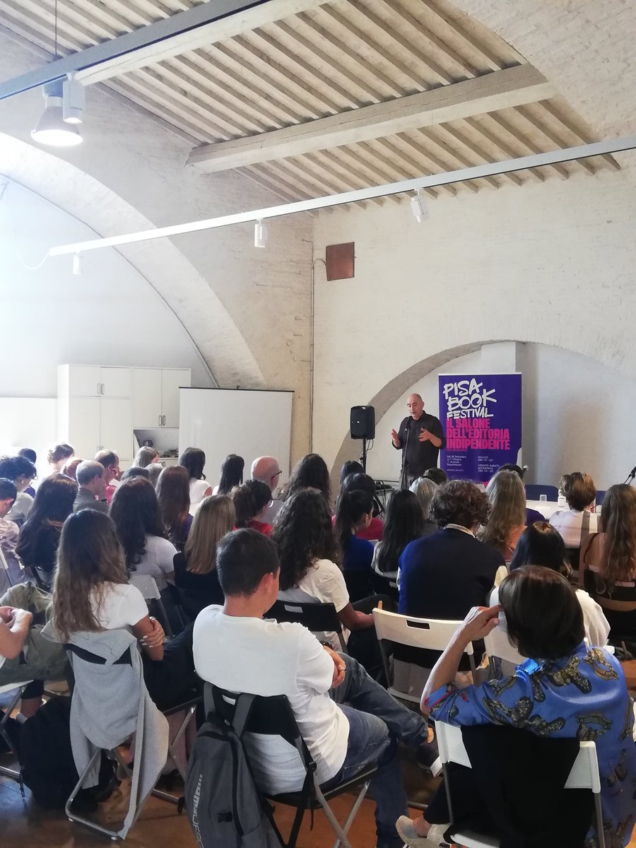 ✨Incontro con Nicola Manuppelli (<a href="/NManuppelli/">Nicola Manuppelli</a>), traduttore di 𝗖𝗿𝗶𝘀𝘁𝗼 𝘁𝗿𝗮 𝗶 𝗺𝘂𝗿𝗮𝘁𝗼𝗿𝗶 di Pietro di Donato.

📚<a href="/readerforblind/">readerforblind</a>

#PBF23 #PisaBookFestival #SaloneEditoriaIndipendente