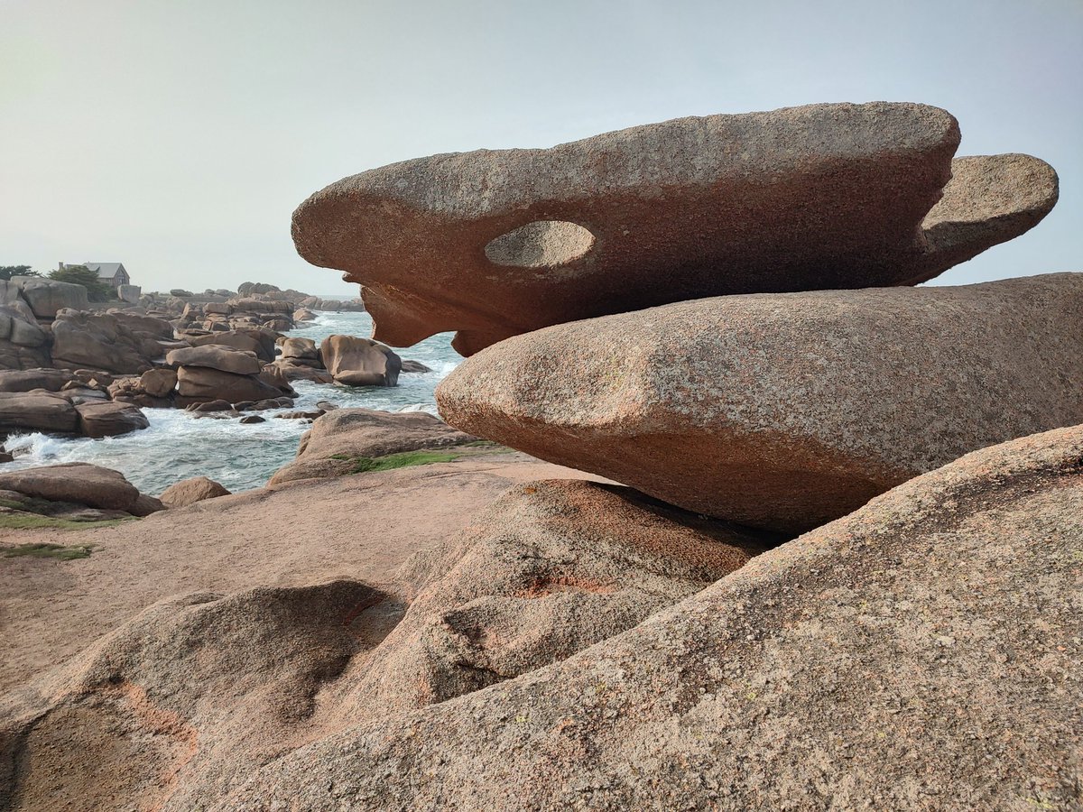 Last day in Brittany, looked around the Cote de Granit Rose - Menhir de Saint Uzec christianised with graffiti in 17th century, reverse cupmarks in the Dolmen de Kerguntuil perhaps, and maybe a holed stone at Tregastel