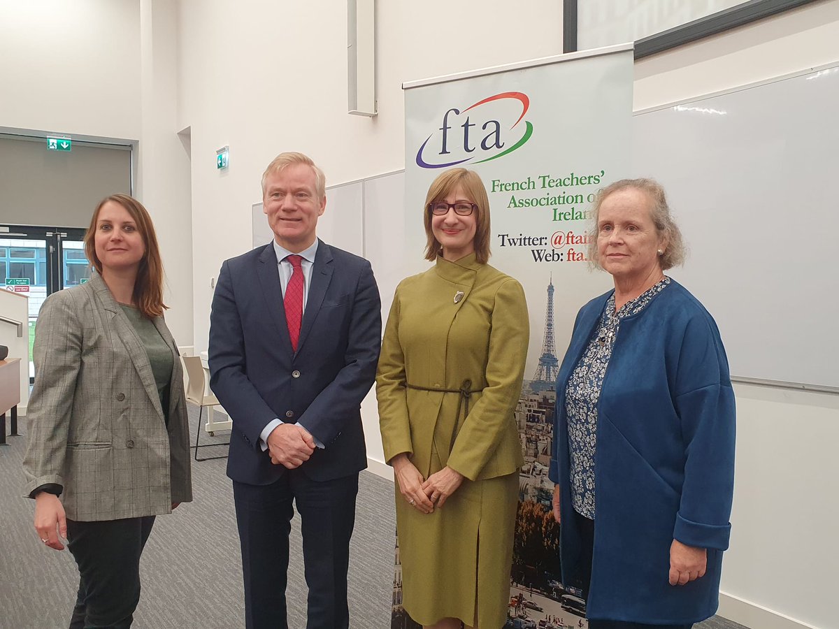 French Language in Ireland tweet media