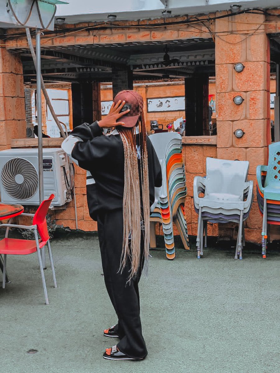 Choicey111's tweet photo. Hi Saturday😎🎭🧸🤭 https://t.co/I9phhLyn7e