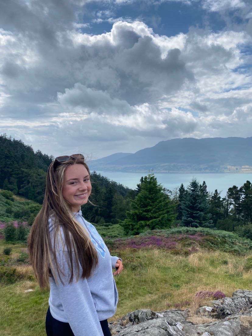 Thinking of Pauline, Paul, Ben and all Jeans family &amp; friends today and always. We’re missing you everyday.
Our number 3, forever 18 💚