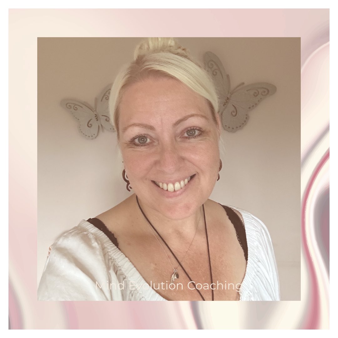 Angelique Mol tweet media