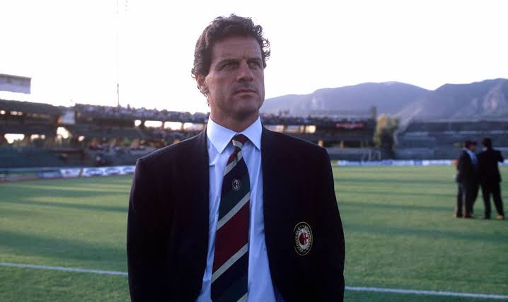 keralista's tweet photo. 3 UCL finals in 3 years, 4 Scudetto's in 5 years including 3 in a row, the famous 4-0 win over Barcelona at Athens and of course going 57 unbeaten in the league which is a record till this day. For the modern fan Capello wouldn't be pretty as he based his game plan on a strong defense since he came from the school of catenaccio. A great manager who took over from Sacchi and delivered in spite of a different game style.
