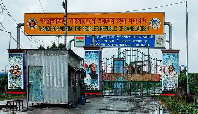 বেনাপোল স্থলবন্দরে দু’দিন আমদানি-রপ্তানি বন্ধ